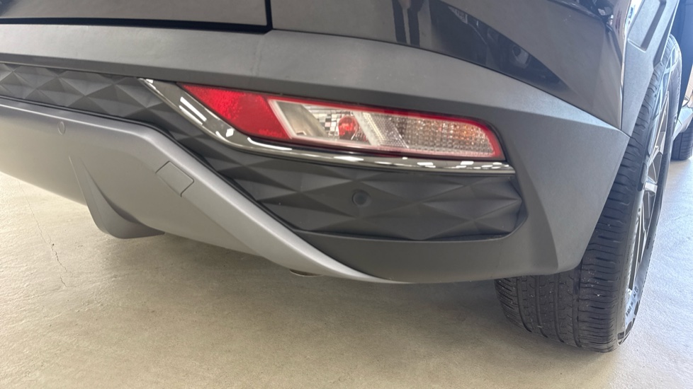 Hyundai TUCSON 1.6 TGDi Premium 5dr 2WD Petrol Estate - Image 37