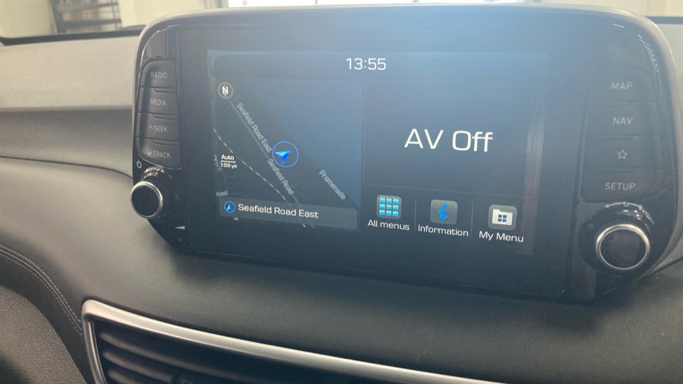 Hyundai TUCSON 1.6 GDi Premium 5dr 2WD Petrol Estate - Image 12