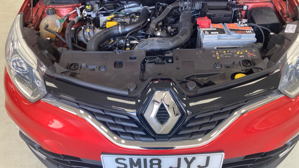Renault Captur 0.9 TCE 90 Iconic 5dr Petrol Hatchback - Image 8