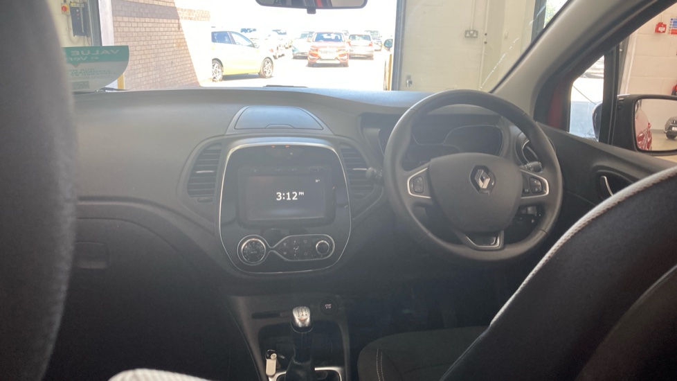 Renault Captur 0.9 TCE 90 Iconic 5dr Petrol Hatchback - Image 10