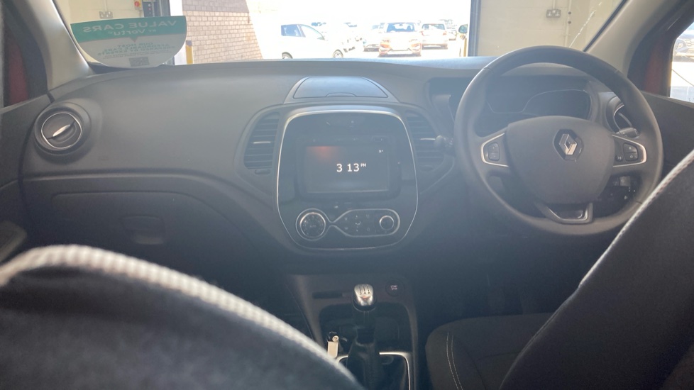 Renault Captur 0.9 TCE 90 Iconic 5dr Petrol Hatchback - Image 11