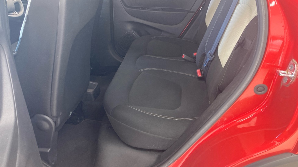 Renault Captur 0.9 TCE 90 Iconic 5dr Petrol Hatchback - Image 16