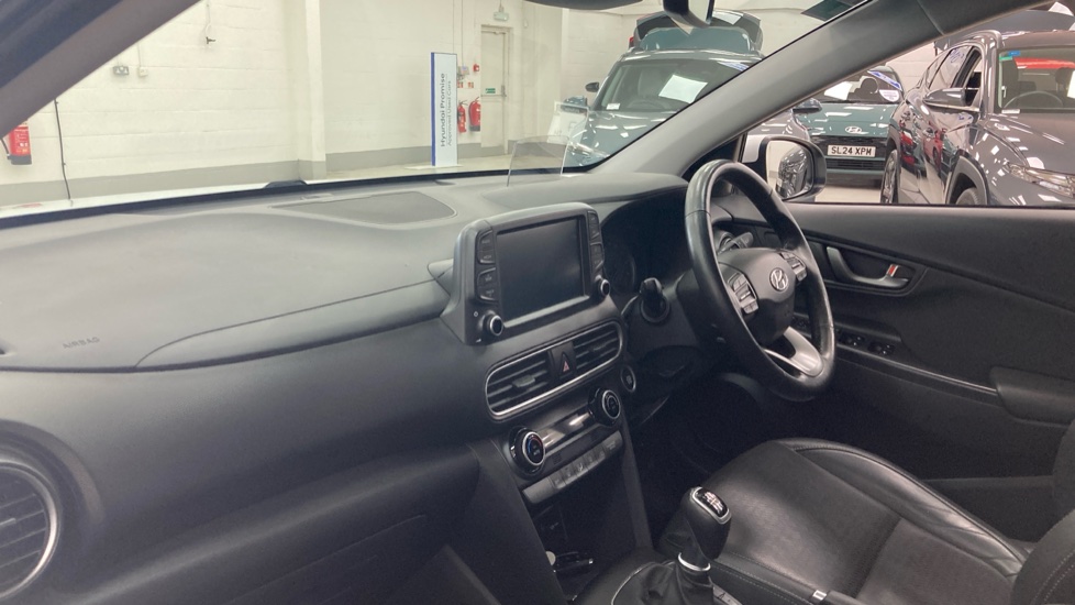 Hyundai KONA 1.0T GDi Blue Drive Premium SE 5dr Petrol Hatchback - Image 9