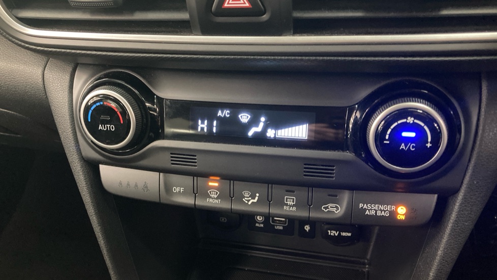 Hyundai KONA 1.0T GDi Blue Drive Premium SE 5dr Petrol Hatchback - Image 24