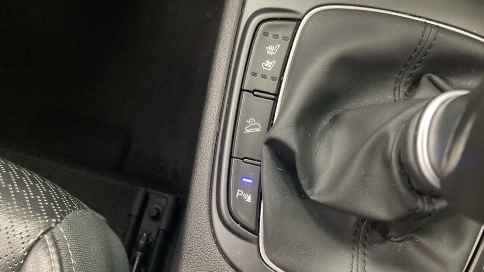 Hyundai KONA 1.0T GDi Blue Drive Premium SE 5dr Petrol Hatchback - Image 28