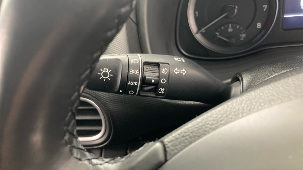 Hyundai KONA 1.0T GDi Blue Drive Premium SE 5dr Petrol Hatchback - Image 37