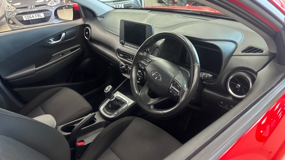 Hyundai KONA 1.0 TGDi 48V MHEV SE Connect 5dr Petrol Hatchback - Image 11