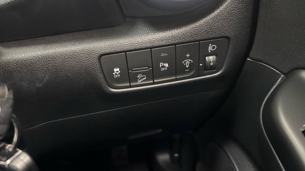 Hyundai KONA 1.0 TGDi 48V MHEV SE Connect 5dr Petrol Hatchback - Image 29