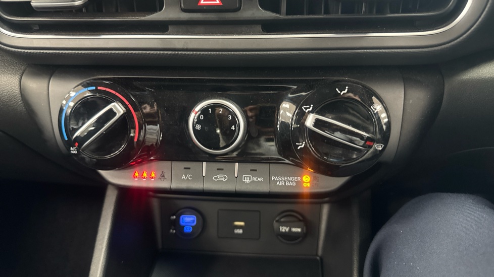 Hyundai KONA 1.0 TGDi 48V MHEV SE Connect 5dr Petrol Hatchback - Image 31