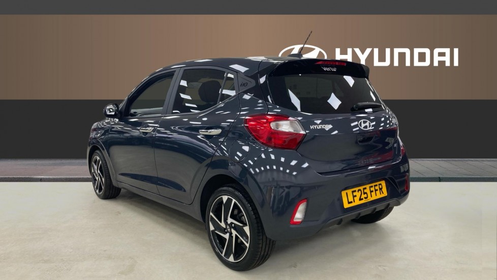 Hyundai i10 1.2 [79] Premium 5dr Auto [Nav] Petrol Hatchback - Image 2