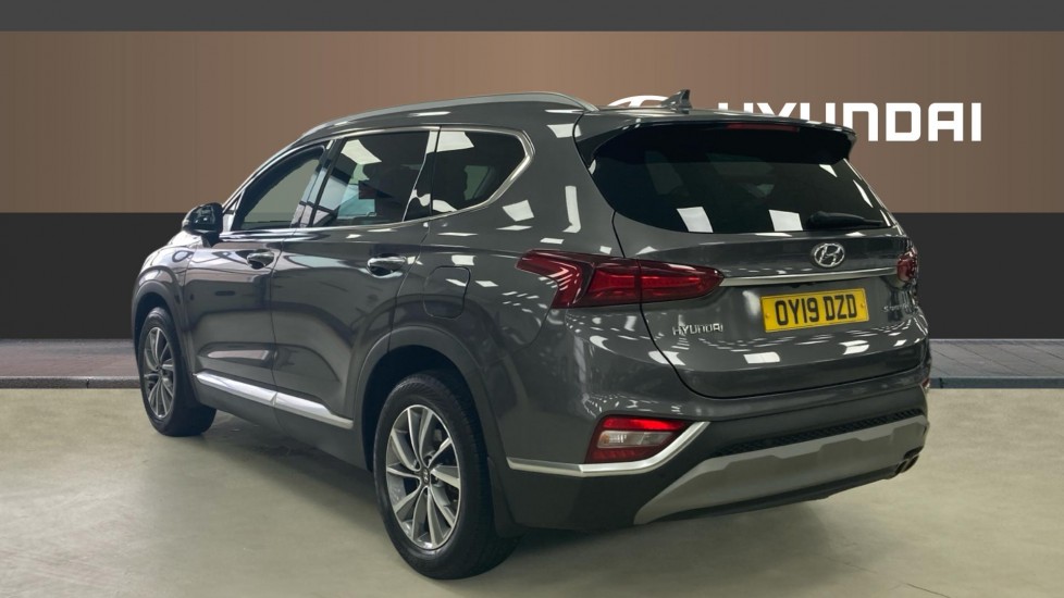 Hyundai SANTA FE 2.2 CRDi Premium 5dr Auto Diesel Estate - Image 2