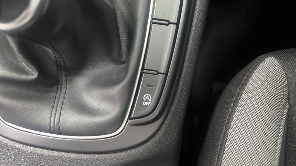 Hyundai KONA 1.0T GDi Blue Drive Premium 5dr Petrol Hatchback - Image 30