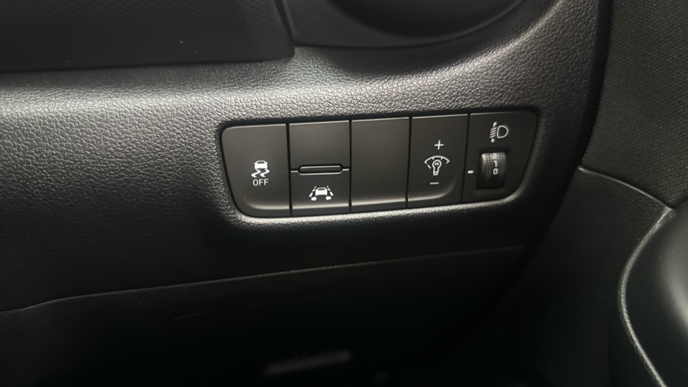 Hyundai KONA 1.0T GDi Blue Drive Premium 5dr Petrol Hatchback - Image 32
