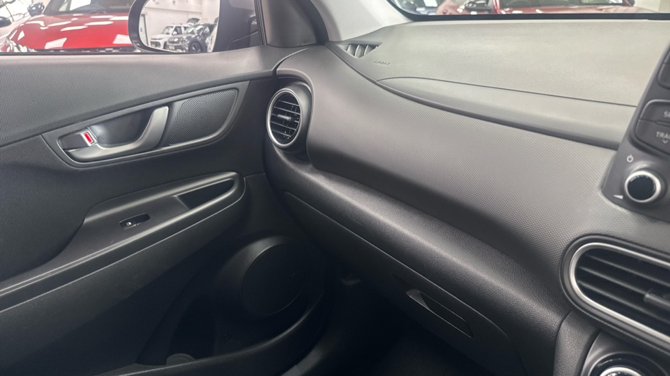 Hyundai KONA 1.0T GDi Blue Drive Premium 5dr Petrol Hatchback - Image 42