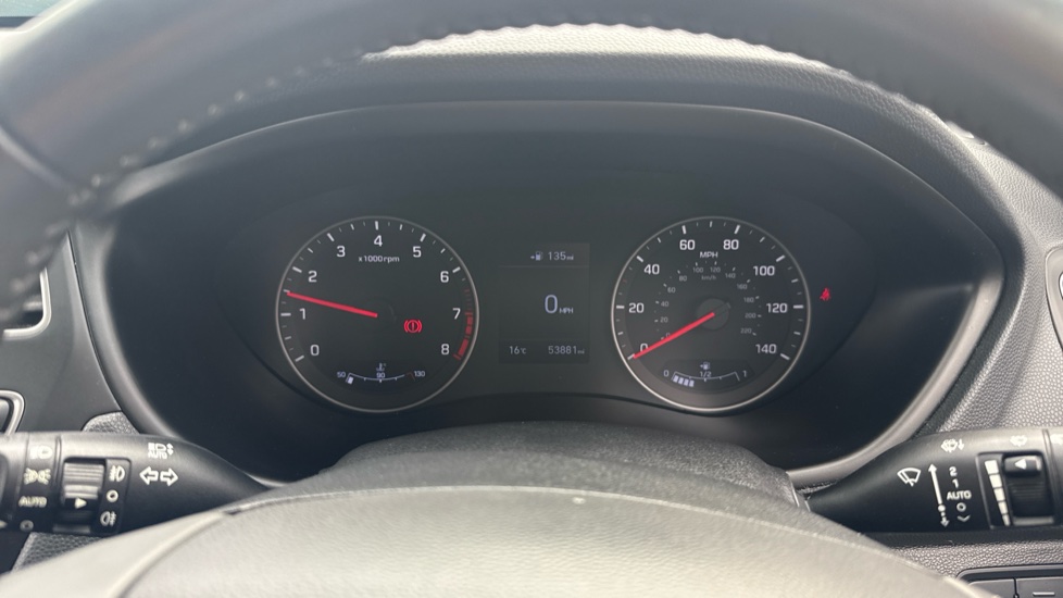 Hyundai i20 1.2 MPi Premium Nav 5dr Petrol Hatchback - Image 18