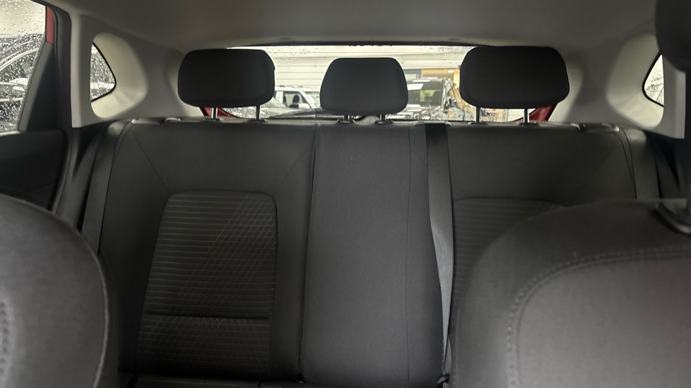 Hyundai i20 1.0T GDi 48V MHD Premium 5dr Petrol Hatchback - Image 15