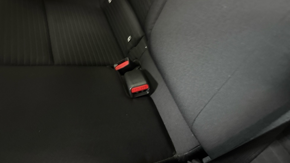 Hyundai i20 1.0T GDi 48V MHD Premium 5dr Petrol Hatchback - Image 17