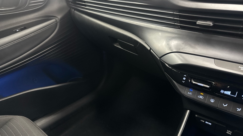 Hyundai i20 1.0T GDi 48V MHD Premium 5dr Petrol Hatchback - Image 39