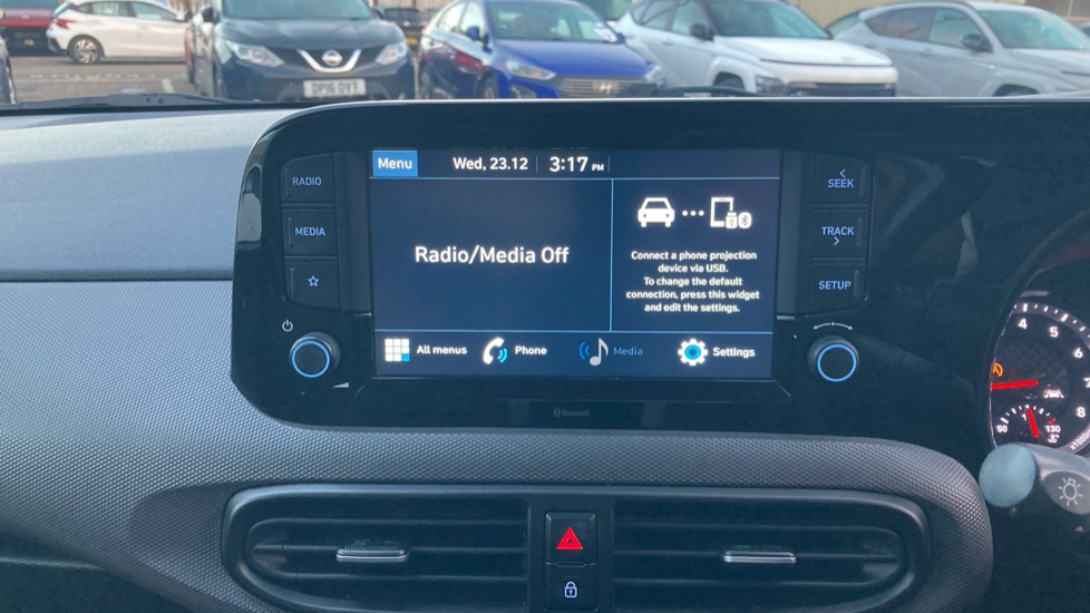 Hyundai i10 1.0 MPi SE Connect 5dr Petrol Hatchback - Image 12