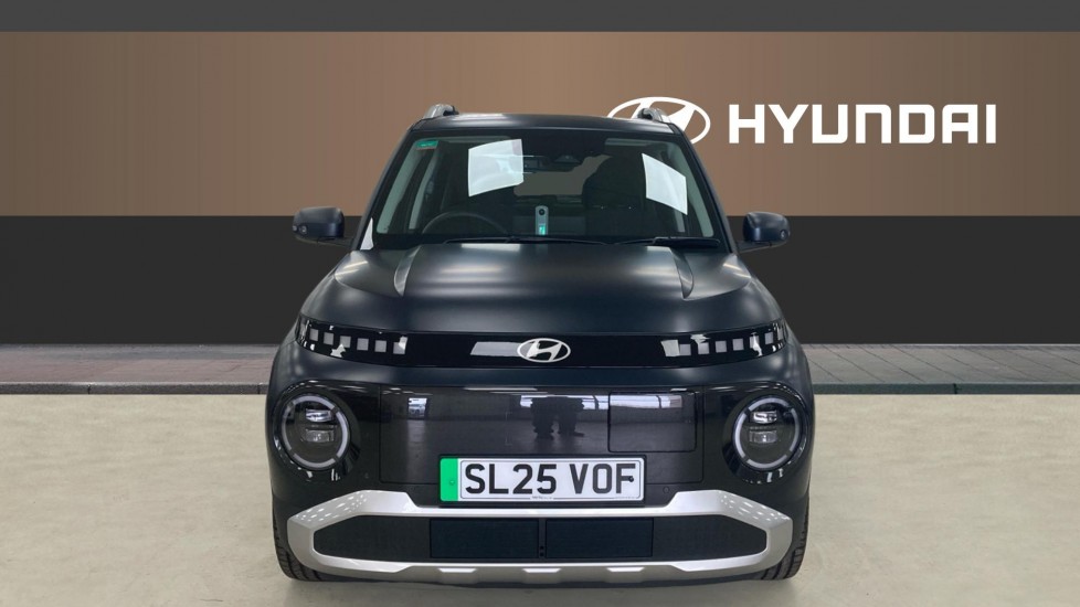 Hyundai INSTER 85kW 02 49kWh 5dr Auto Electric Hatchback - Image 3