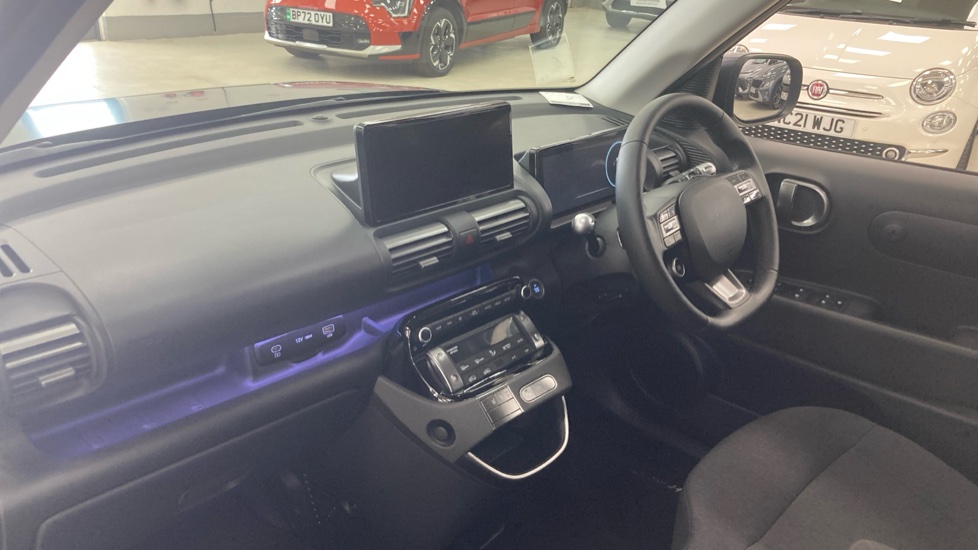 Hyundai INSTER 85kW 02 49kWh 5dr Auto Electric Hatchback - Image 9