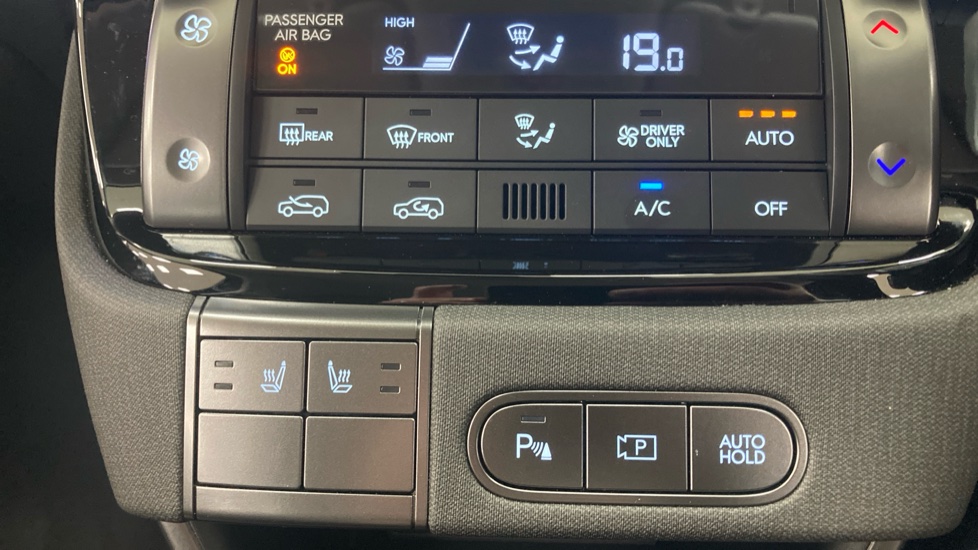 Hyundai INSTER 85kW 02 49kWh 5dr Auto Electric Hatchback - Image 27