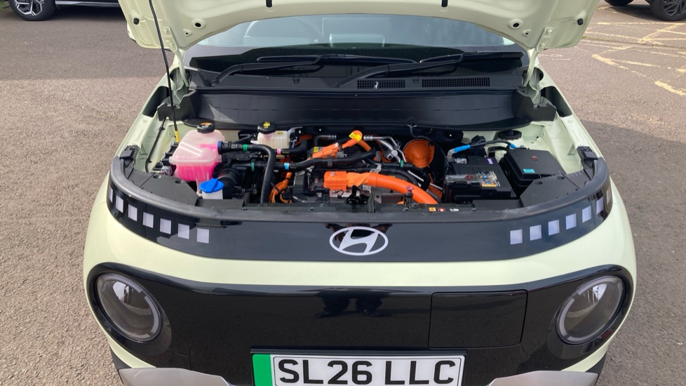 Hyundai INSTER 85kW 01 49kWh 5dr Auto Electric Hatchback - Image 8