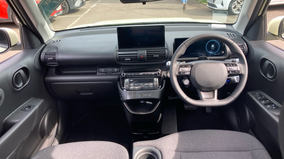 Hyundai INSTER 85kW 01 49kWh 5dr Auto Electric Hatchback - Image 10