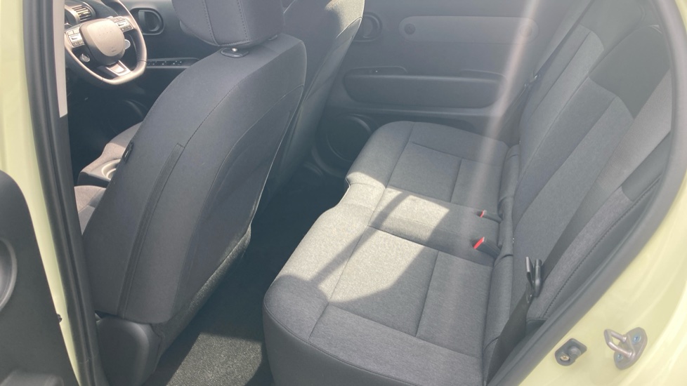 Hyundai INSTER 85kW 01 49kWh 5dr Auto Electric Hatchback - Image 16