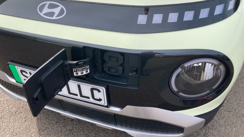 Hyundai INSTER 85kW 01 49kWh 5dr Auto Electric Hatchback - Image 37