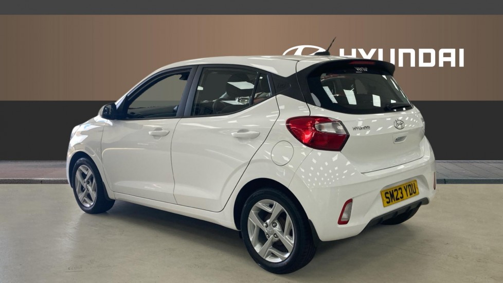 Hyundai i10 1.2 MPi SE Connect 5dr Auto Petrol Hatchback - Image 2