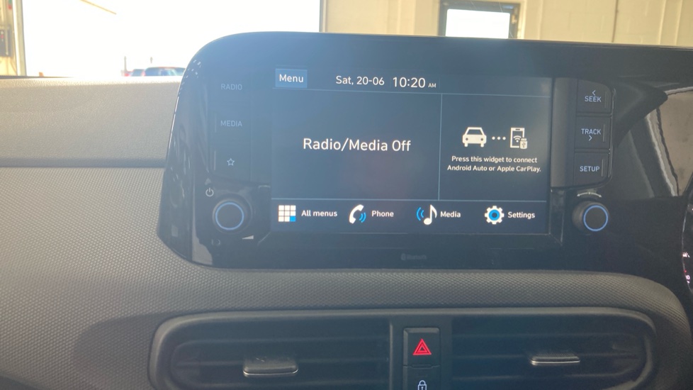 Hyundai i10 1.2 MPi SE Connect 5dr Auto Petrol Hatchback - Image 12