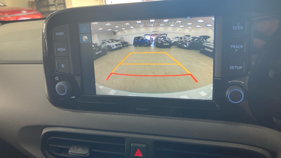 Hyundai i10 1.2 MPi SE Connect 5dr Auto Petrol Hatchback - Image 21