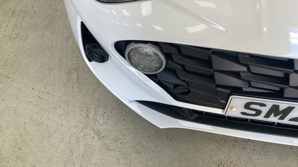 Hyundai i10 1.2 MPi SE Connect 5dr Auto Petrol Hatchback - Image 40