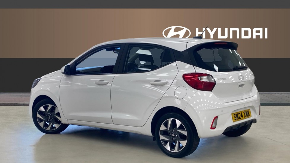 Hyundai i10 1.0 [63] Advance 5dr [Nav] Petrol Hatchback - Image 2