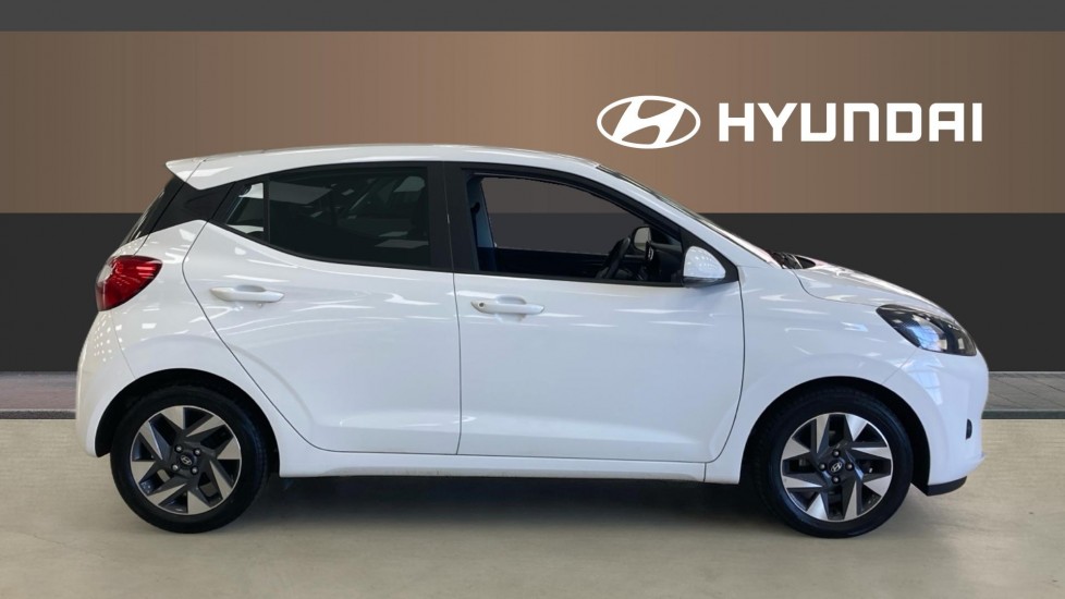 Hyundai i10 1.0 [63] Advance 5dr [Nav] Petrol Hatchback - Image 5