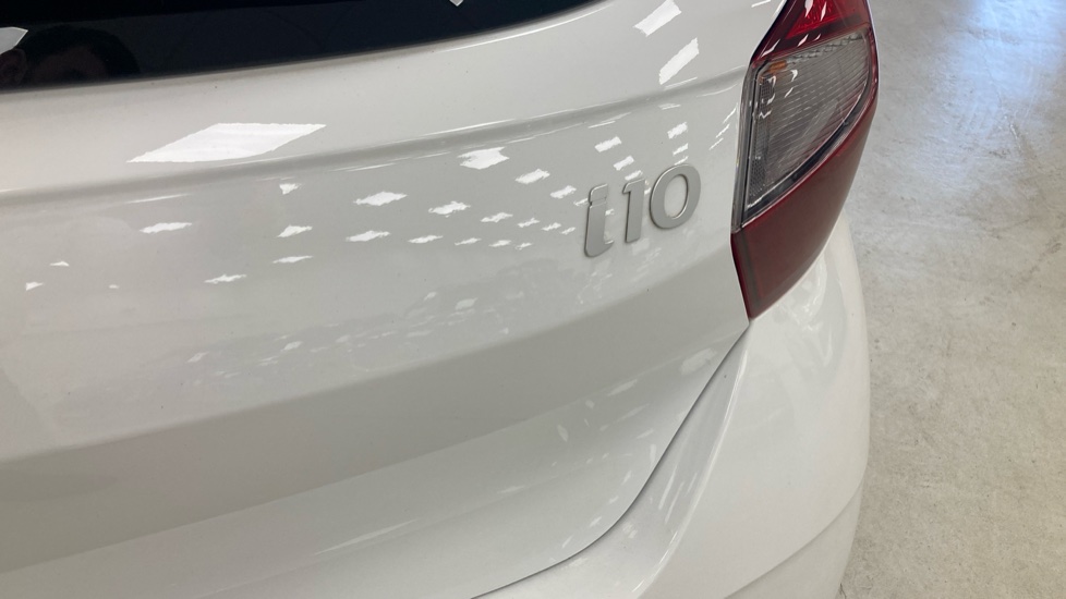 Hyundai i10 1.0 [63] Advance 5dr [Nav] Petrol Hatchback - Image 29
