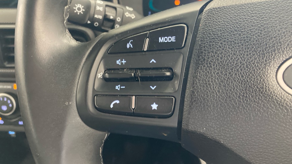 Hyundai i10 1.0 [63] Advance 5dr [Nav] Petrol Hatchback - Image 42