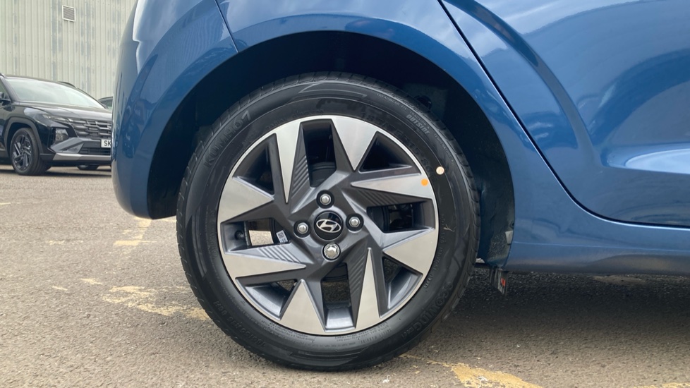 Hyundai i10 1.0 [63] Advance 5dr Auto [Nav] Petrol Hatchback - Image 7
