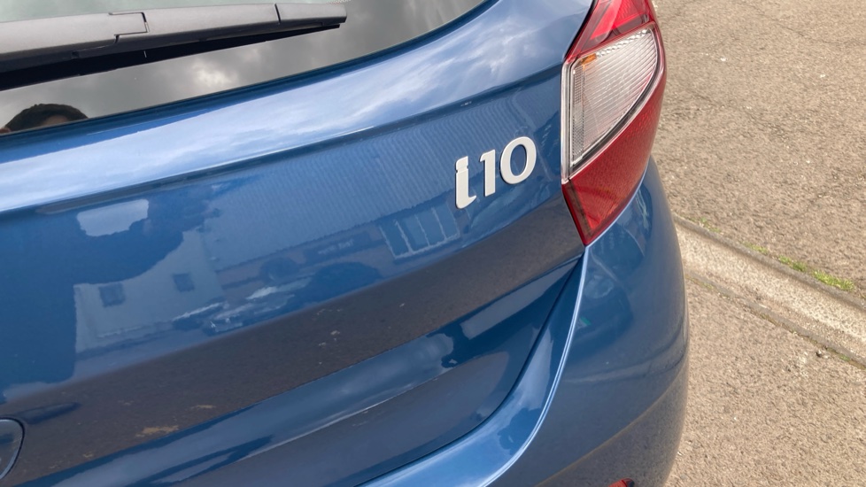 Hyundai i10 1.0 [63] Advance 5dr Auto [Nav] Petrol Hatchback - Image 27