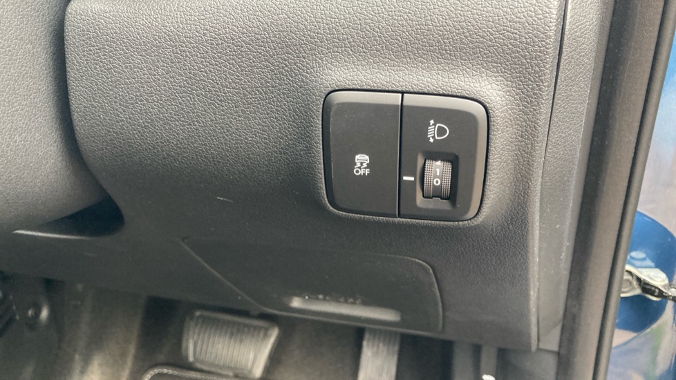 Hyundai i10 1.0 [63] Advance 5dr Auto [Nav] Petrol Hatchback - Image 38