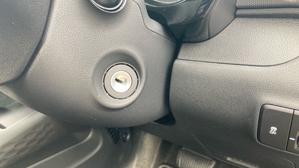 Hyundai i10 1.0 [63] Advance 5dr Auto [Nav] Petrol Hatchback - Image 39