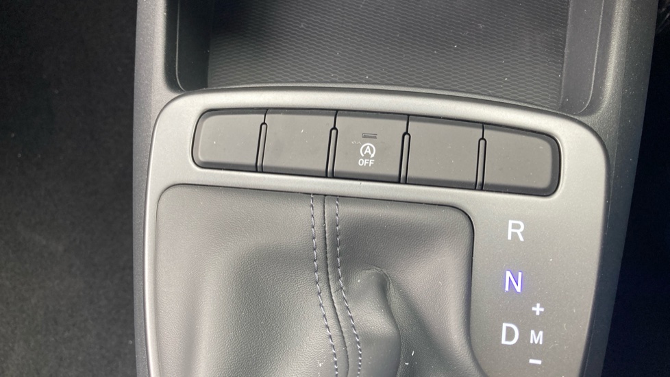 Hyundai i10 1.0 [63] Advance 5dr Auto [Nav] Petrol Hatchback - Image 45