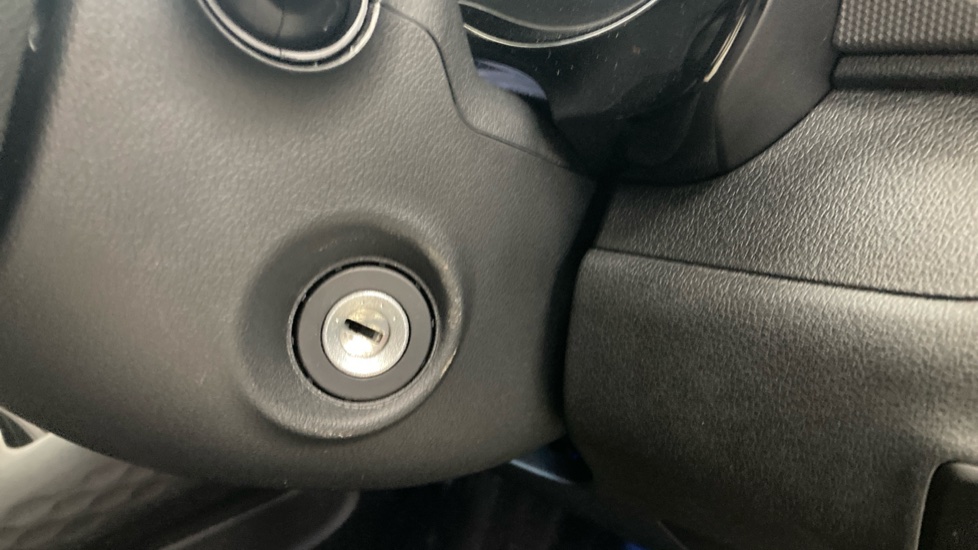 Hyundai i10 1.0 [63] Advance 5dr Auto [Nav] Petrol Hatchback - Image 40