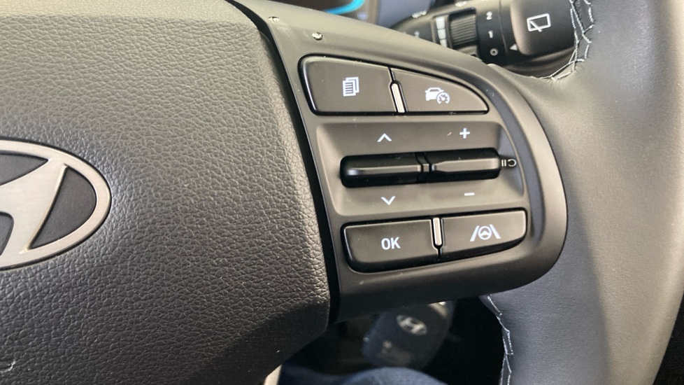 Hyundai i10 1.0 [63] Advance 5dr Auto [Nav] Petrol Hatchback - Image 42
