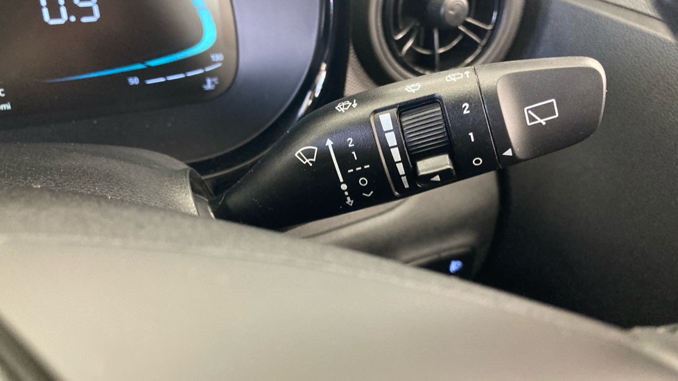 Hyundai i10 1.0 [63] Advance 5dr Auto [Nav] Petrol Hatchback - Image 44