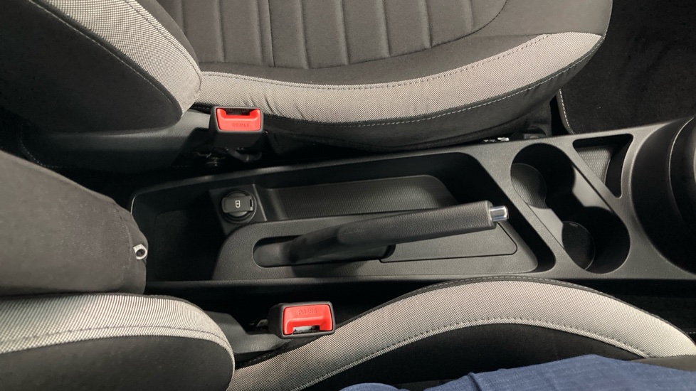 Hyundai i10 1.0 [63] Advance 5dr Auto [Nav] Petrol Hatchback - Image 45