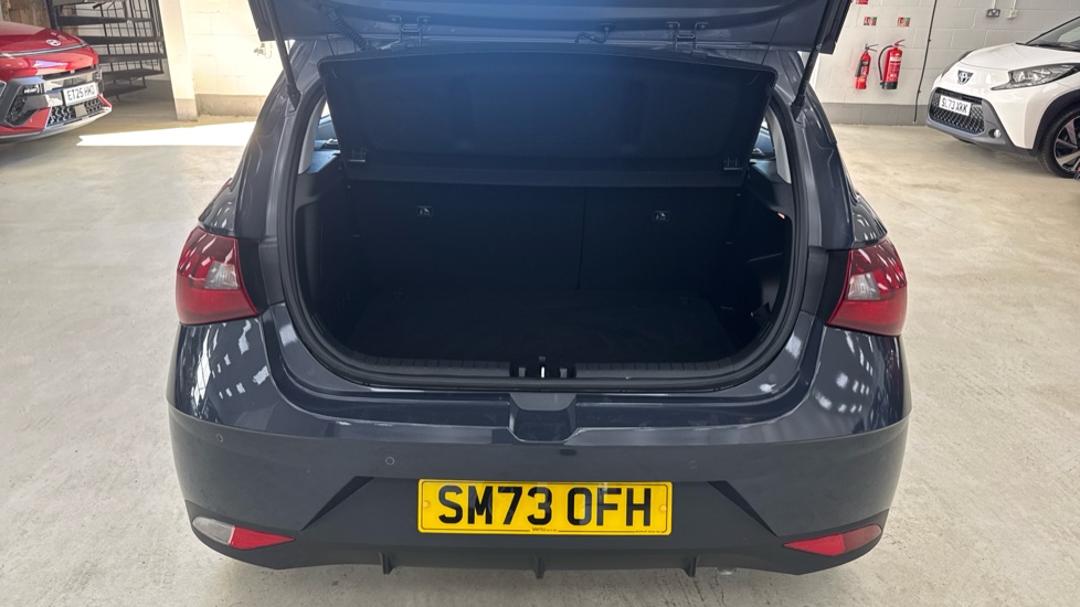 Hyundai i20 1.0T GDi 48V MHD SE Connect 5dr Petrol Hatchback - Image 4
