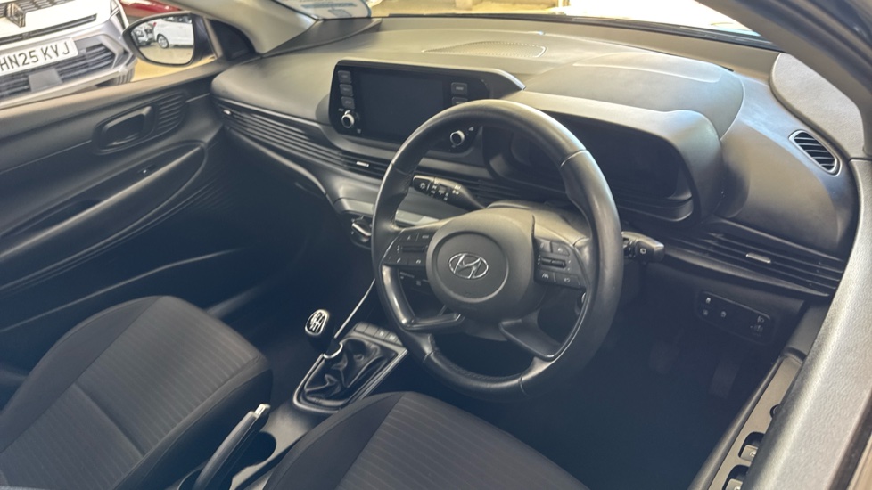 Hyundai i20 1.0T GDi 48V MHD SE Connect 5dr Petrol Hatchback - Image 11