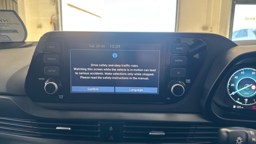 Hyundai i20 1.0T GDi 48V MHD SE Connect 5dr Petrol Hatchback - Image 12